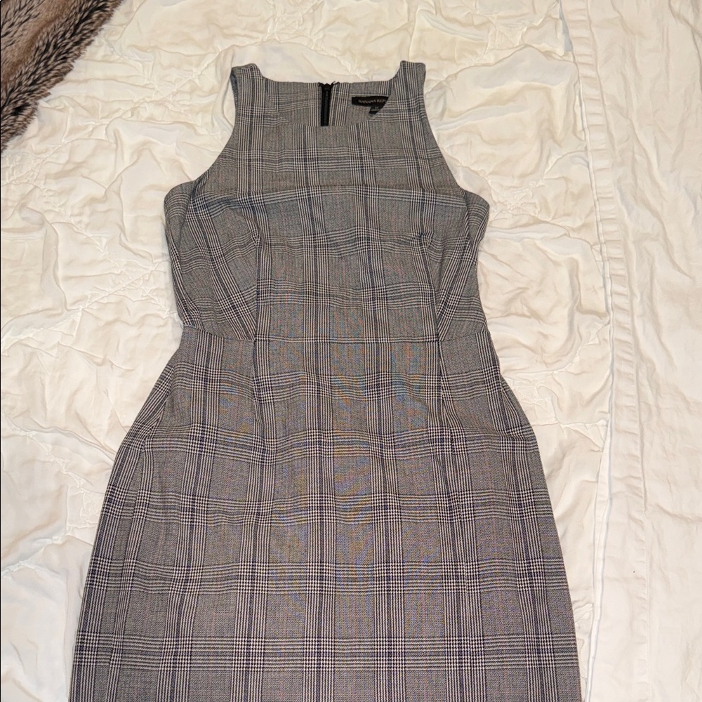 Banana Republic Gray Checkered Midi Dress